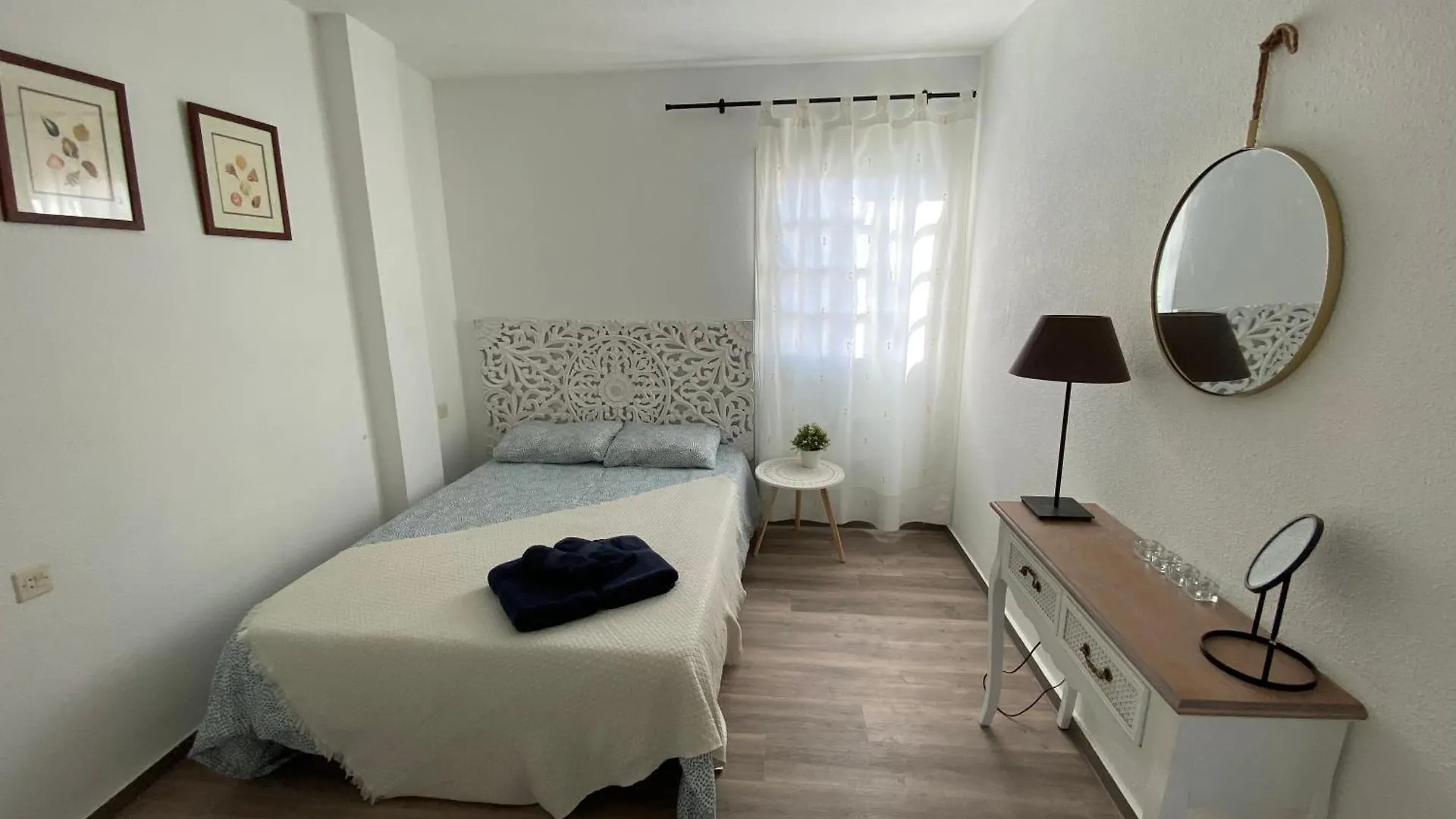 Jetes Holiday Apartment With Pool And Wifi 플라야데라스아메리카스 0*,  스페인